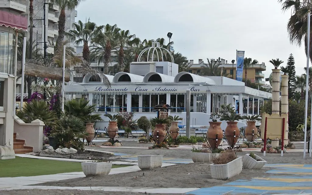 Joy Beach B&B Torremolinos España