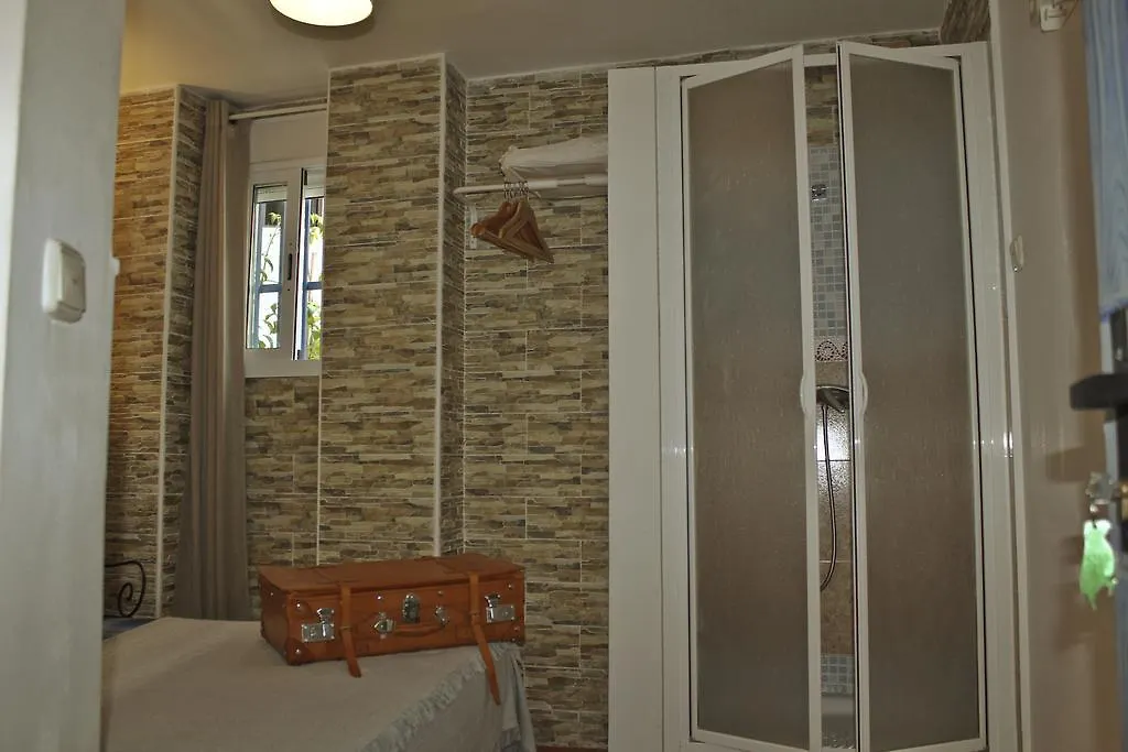 Joy Beach B&B Torremolinos Bed & Breakfast